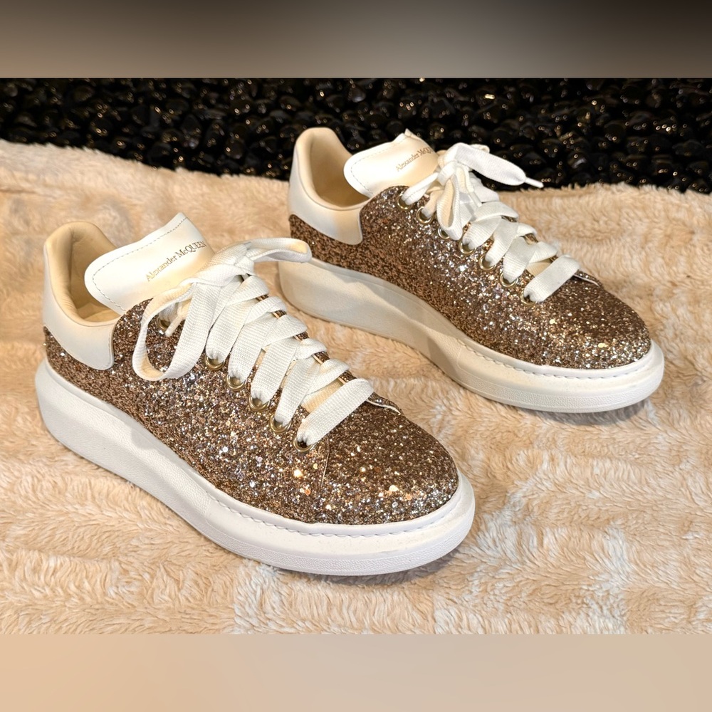 Alexander McQueen Oversized Lace-Up Sneakers - Pink / White, Size 9.5